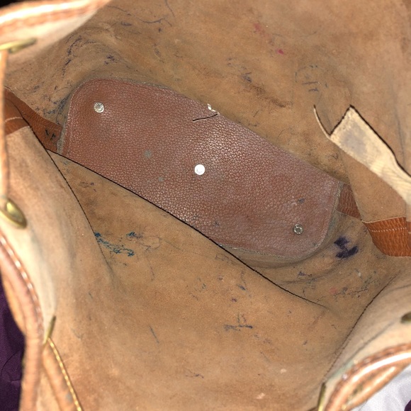 Dooney & Bourke - Picture 7 of 8